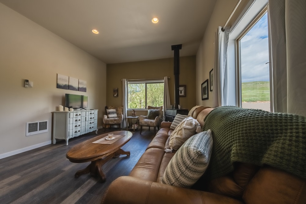 Cabin, 1 Queen Bed, Patio, Mountain View (Saddlehorn Ridge Cabin)