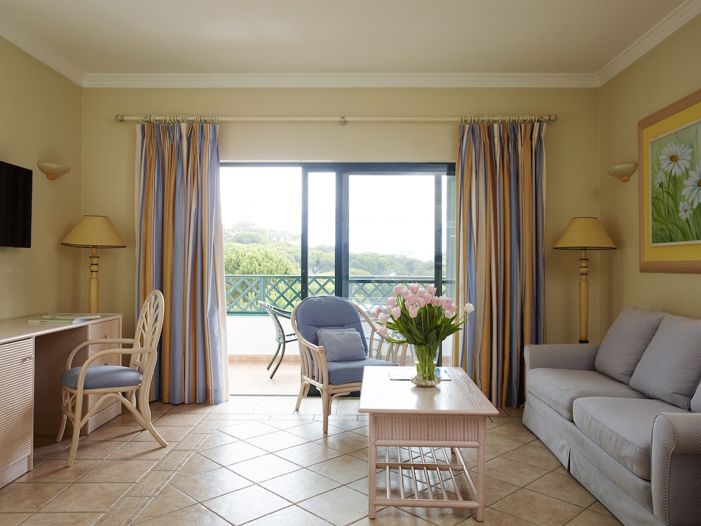 Apartment, 1 Bedroom, Pool View (3 adults) photo 3