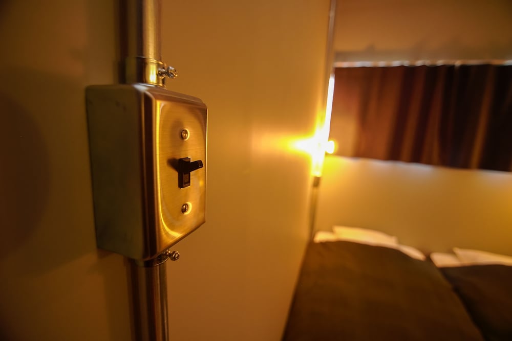 Basic Twin Room - Photo 6