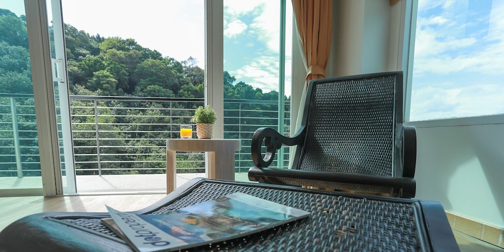 3 Bedrooms Penthouse with Private Pool photo 2