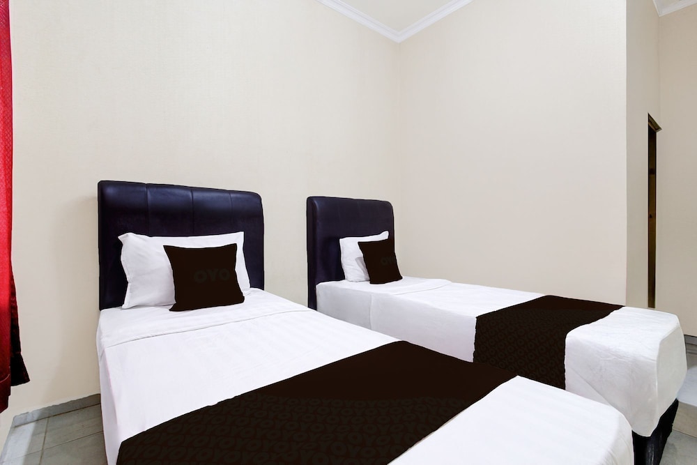 Standard Twin Room photo 1
