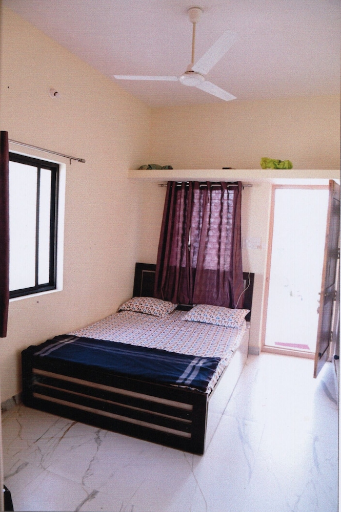 Family Double or Twin Room, Balcony, Garden View