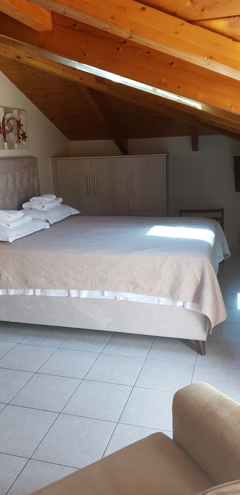 Deluxe Suite, City View photo 1