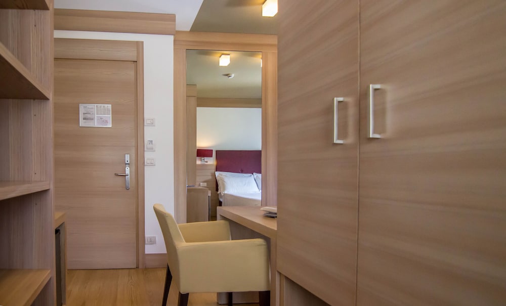 Double Or Twin Room (With Spa Access) - Photo 11