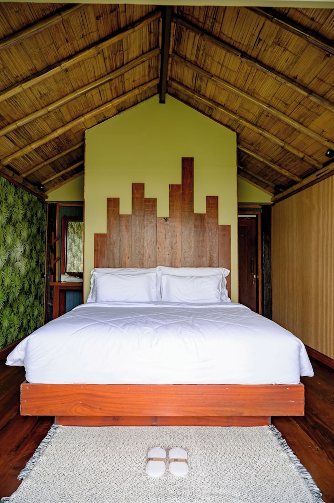 Bamboo Duplex Suite Villa 4 - Photo 13