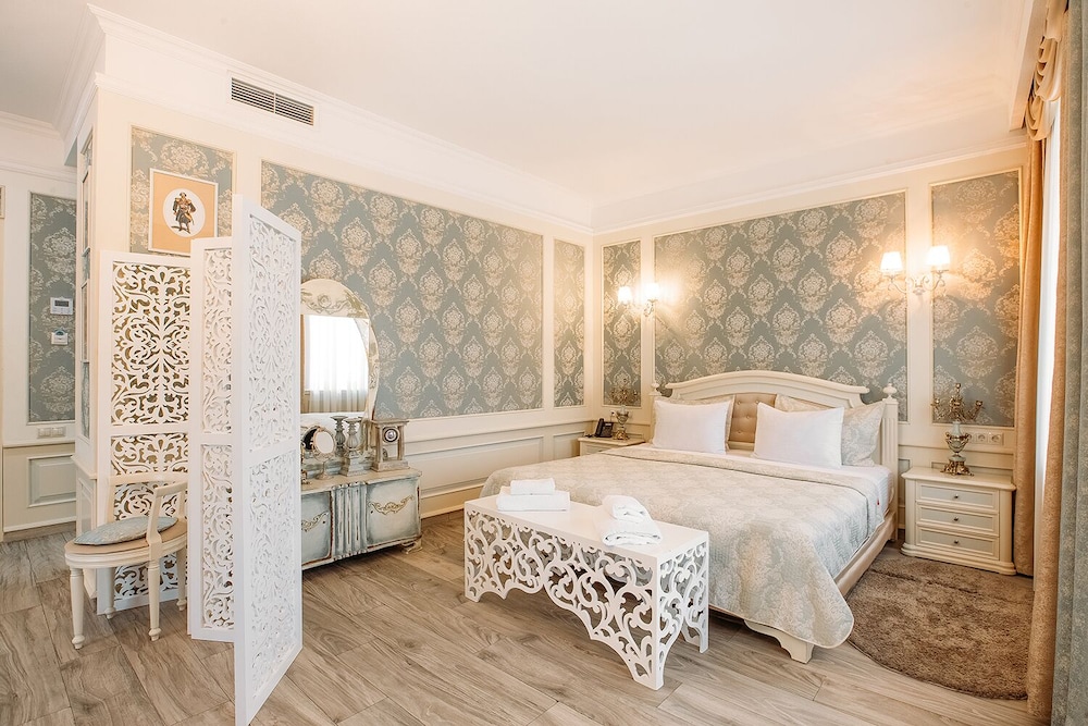 Lux with Terrace photo 1