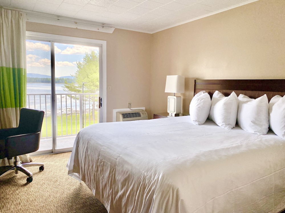 Room, 1 King Bed, Sea View