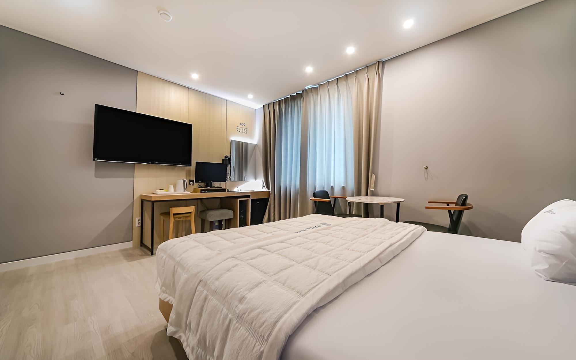 Room (Hotel Palace Deals) - Photo 4