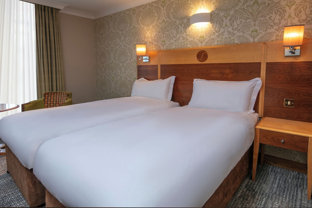 Classic Twin Room - Photo 3