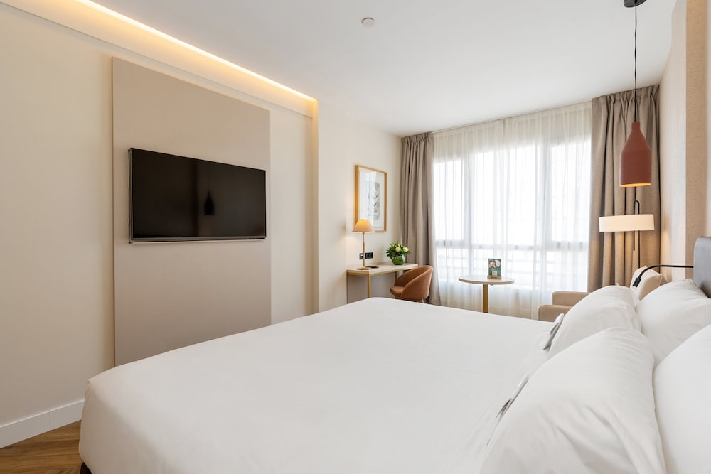 Classic Room, Balcony - Photo 1