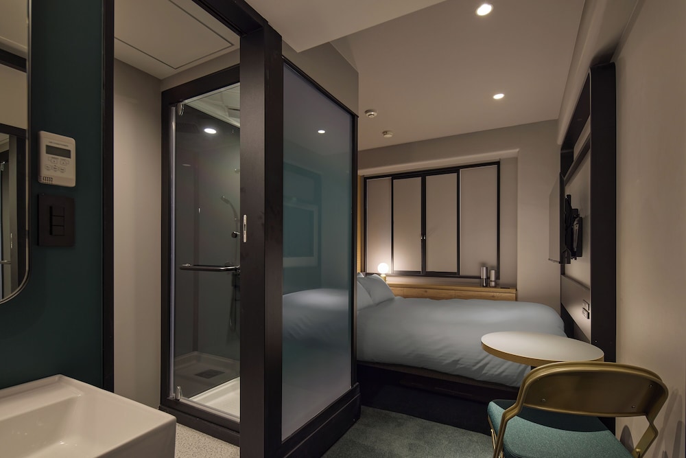 Double Room (High Floor)