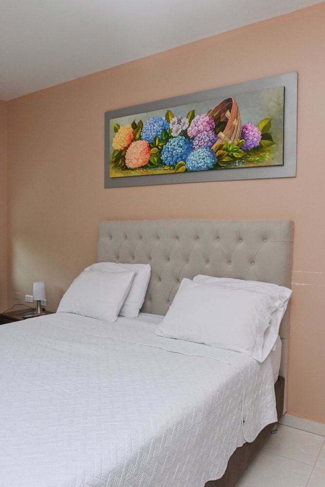 Standard Double Room, 1 Queen Bed photo 2