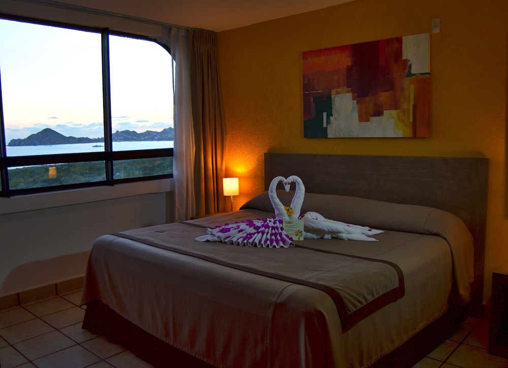 2 Bedroom Apartment Ocean View photo 3