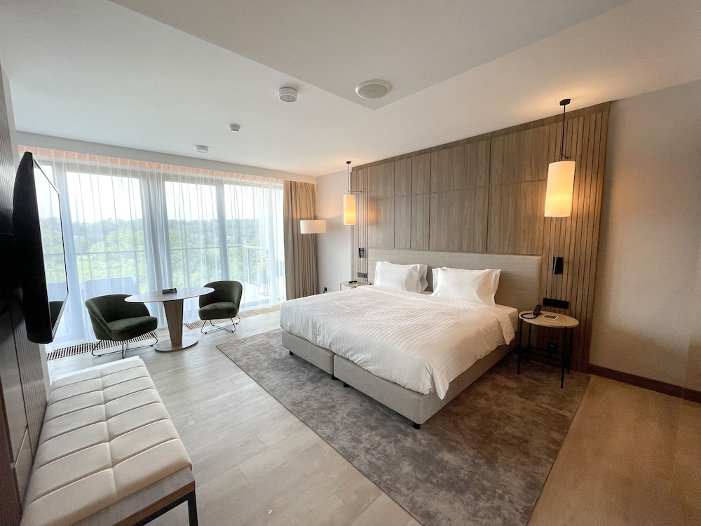 Superior Room, 1 Double Bed, Balcony - Photo 7