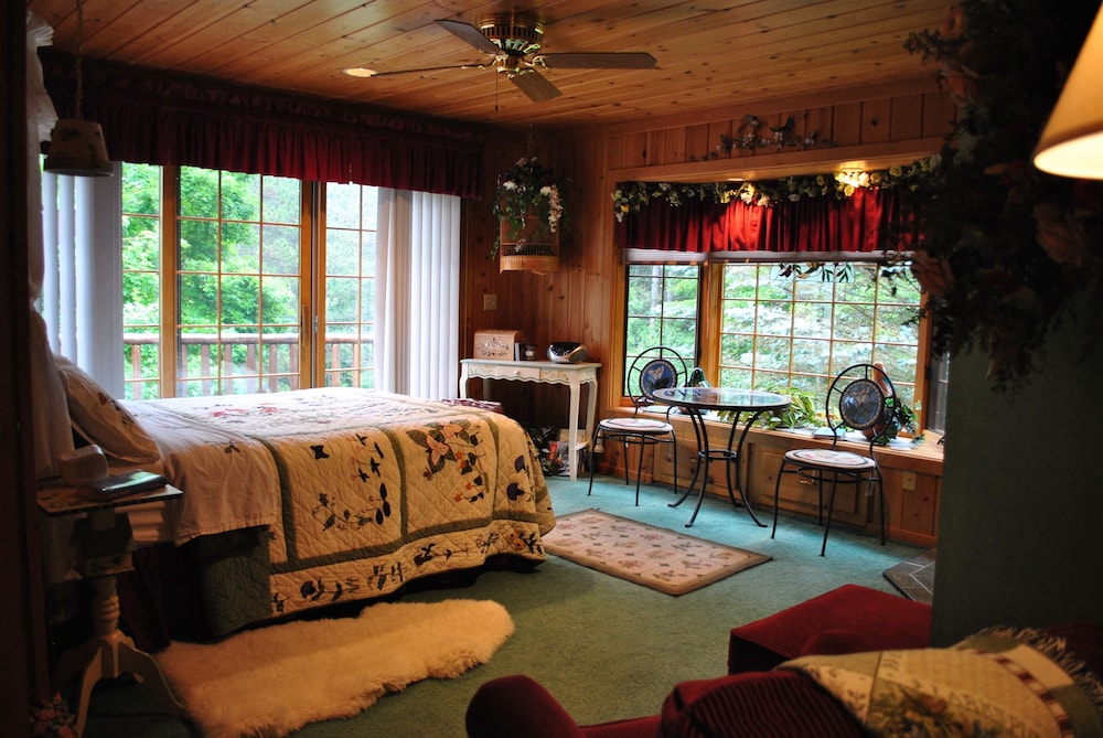 Garden Room photo 1
