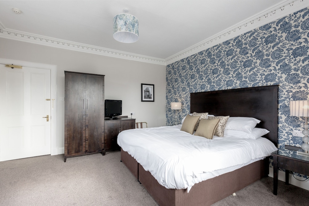 Superior Suite, Ensuite, Garden View photo 2