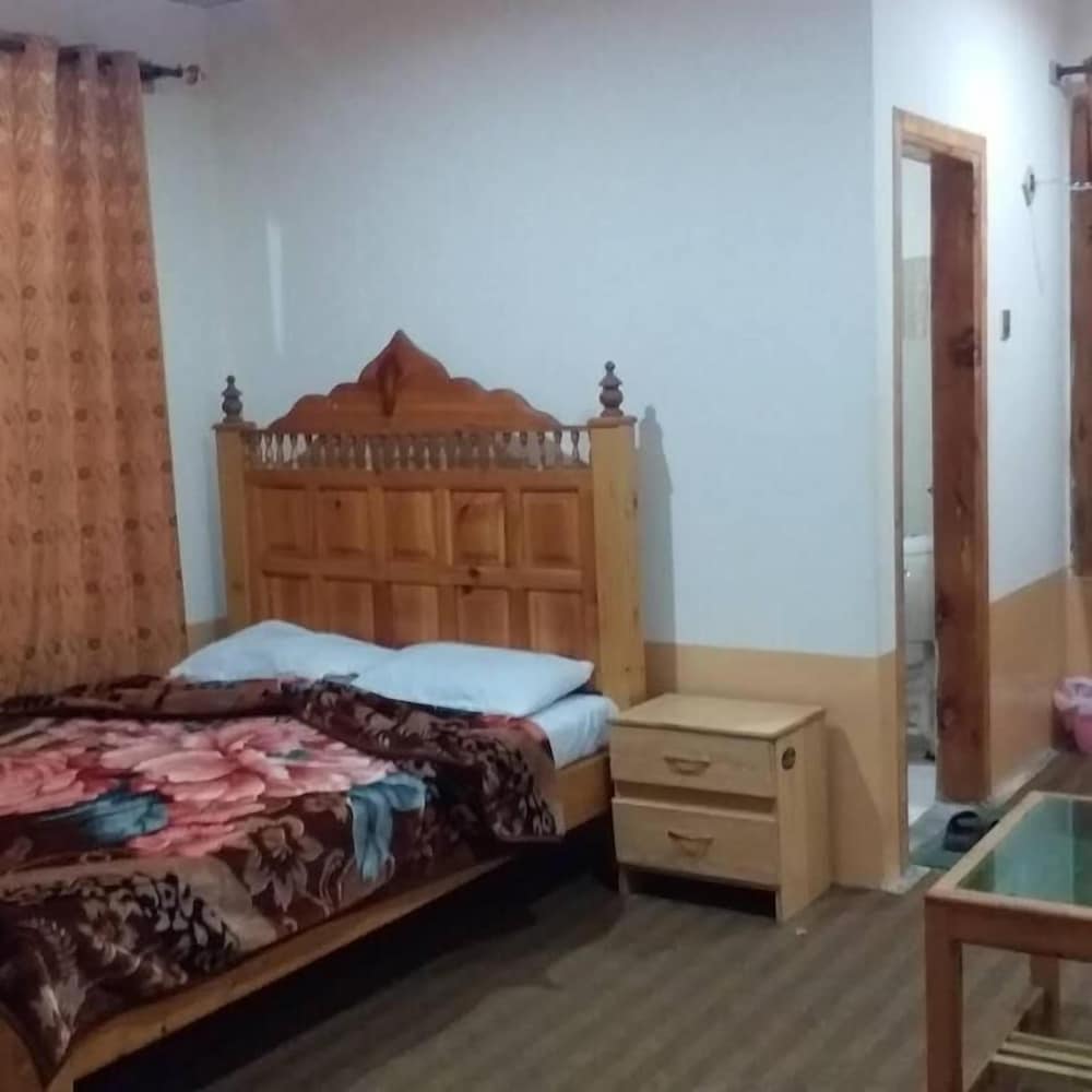 Standard Double Room - Photo 3