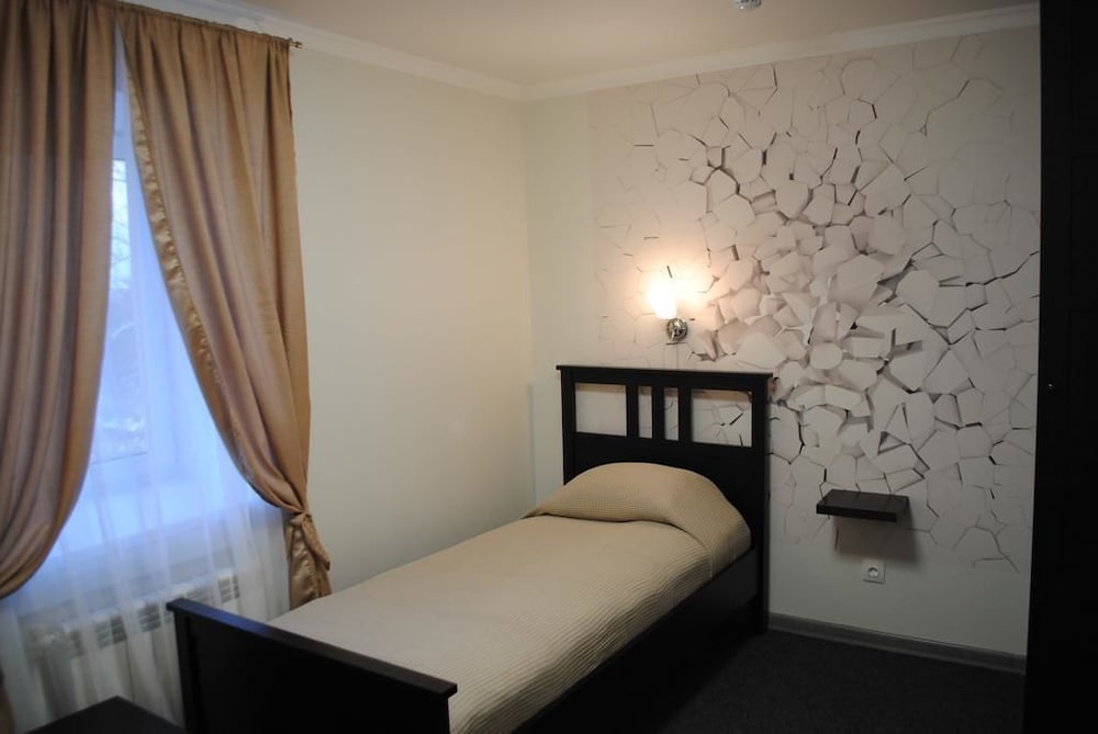 Classic Twin Room, 2 Twin Beds photo 2