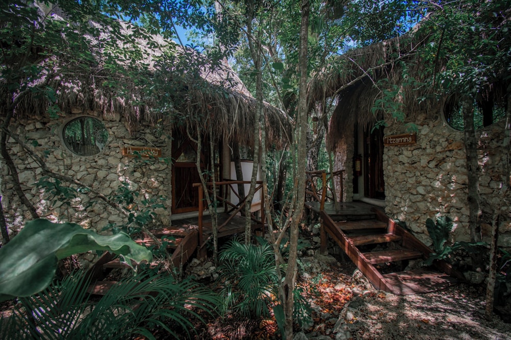 Mayan Gods Cabins - Photo 4