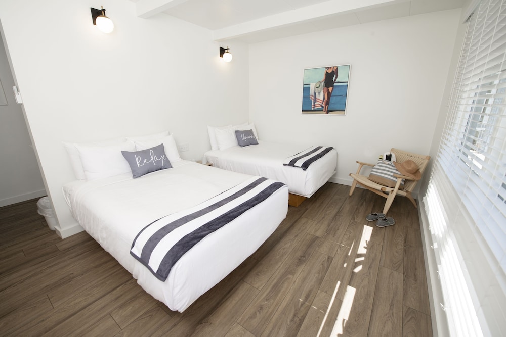 Signature Room, 2 Double Beds, Pet Friendly photo 3