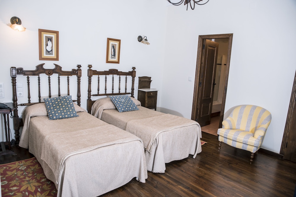 Habitación Doble o con Dos Camas