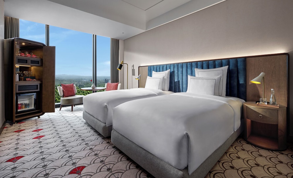 Premier Twin Room photo 2