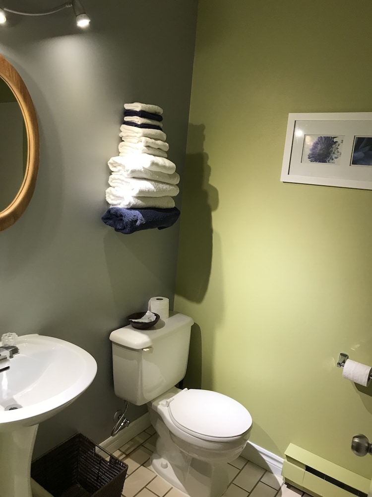 Double Deluxe Room (w/extra bed, easy water access), photo 6