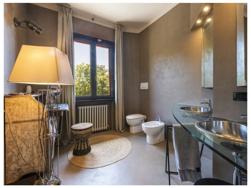 Villa photo 3