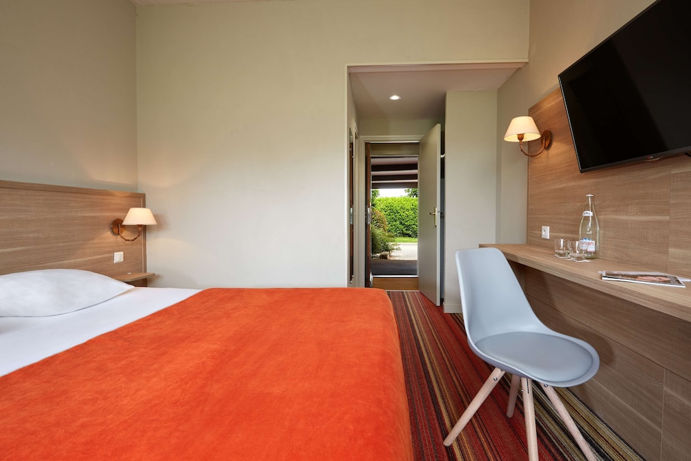 Standard Room, 2 Twin Beds photo 3