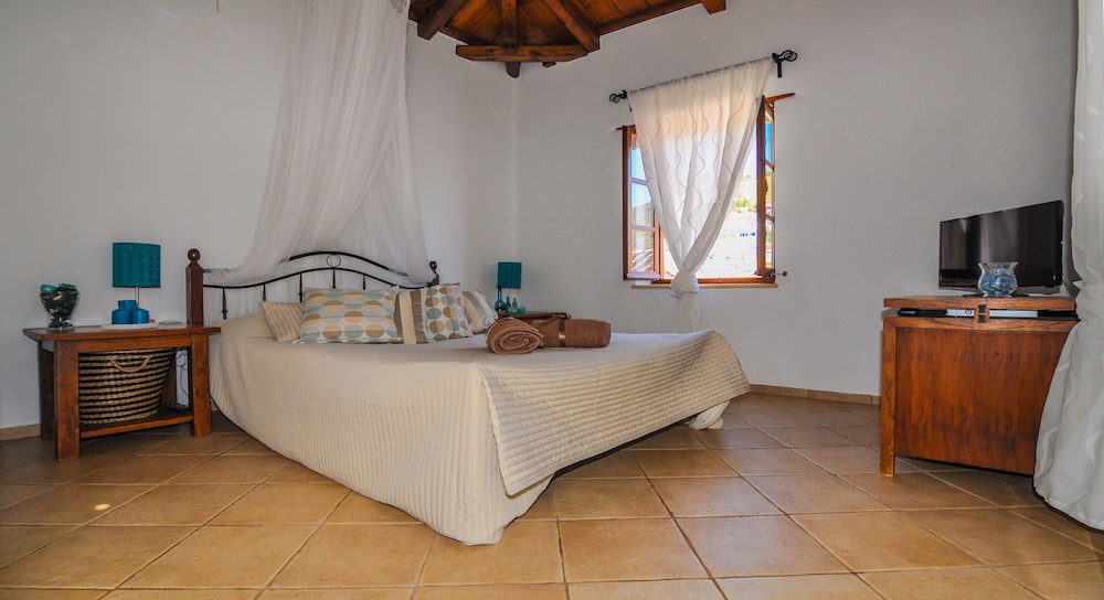 Villa, 3 Bedrooms photo 1