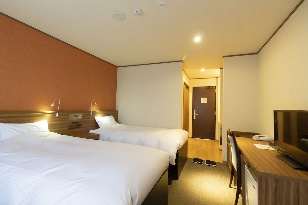 Twin Room, Non Smoking, Annex Building (Sakura) photo 2