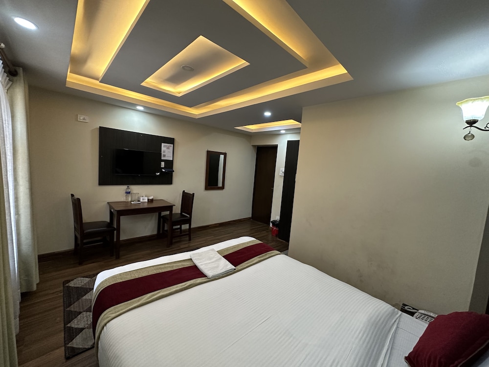 Deluxe Double Room - Photo 14