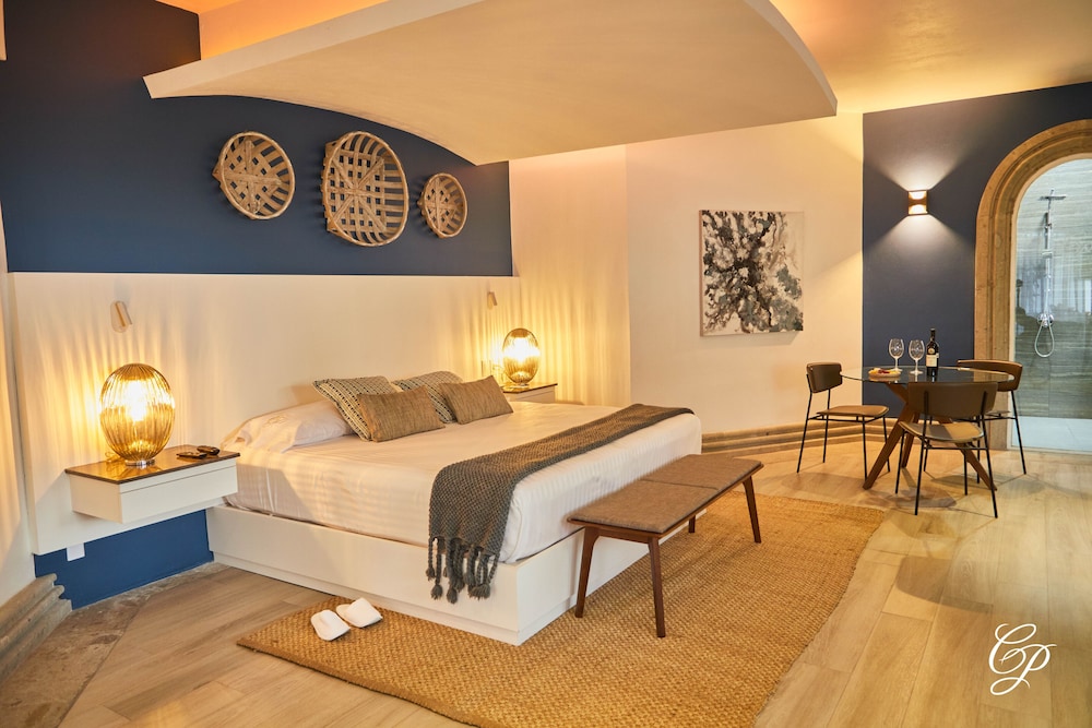 Deluxe Room - Plata 999