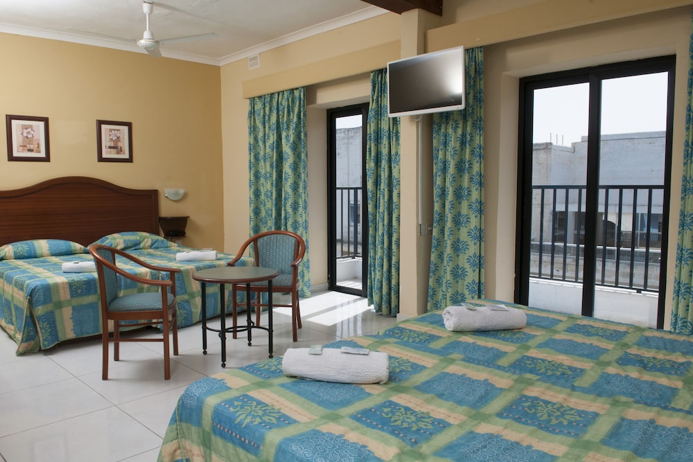 Quadruple Room, Balcony