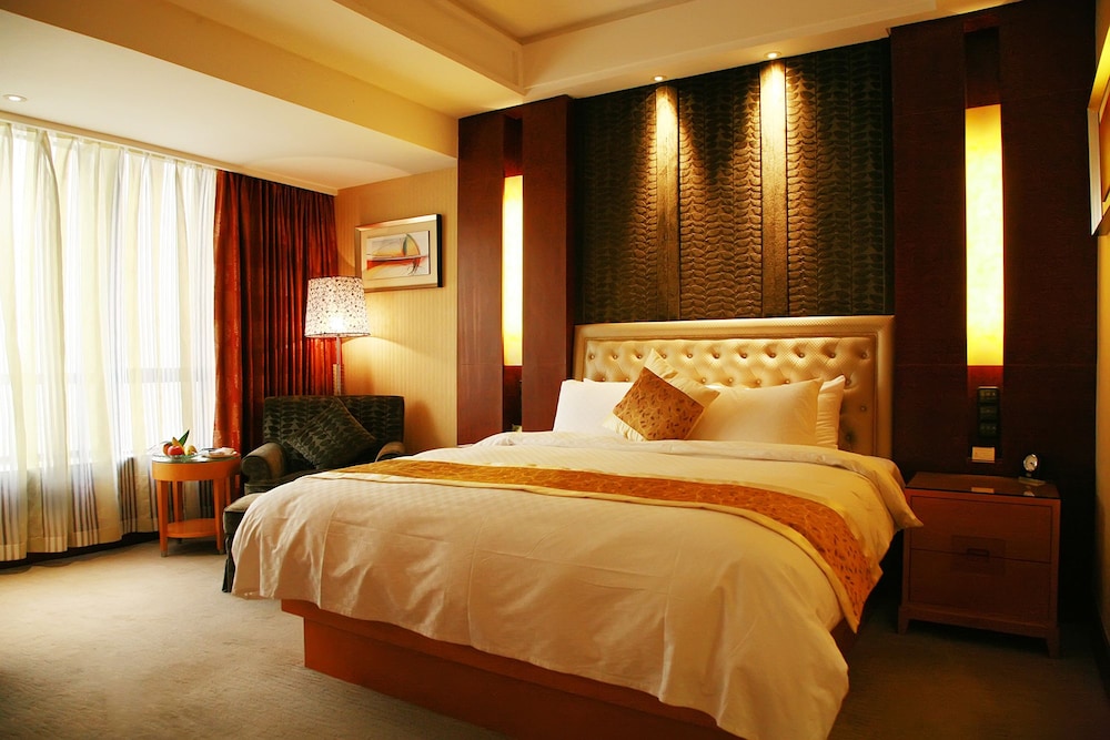 Superior Room, Garden View (    A)