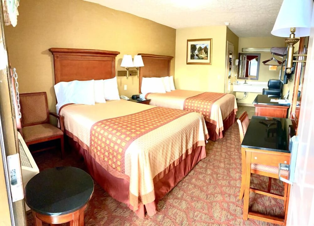 Standard Room, 2 Double Beds, Non Smoking photo 1