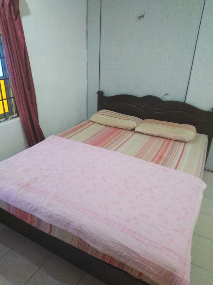 Standard Room - Photo 1