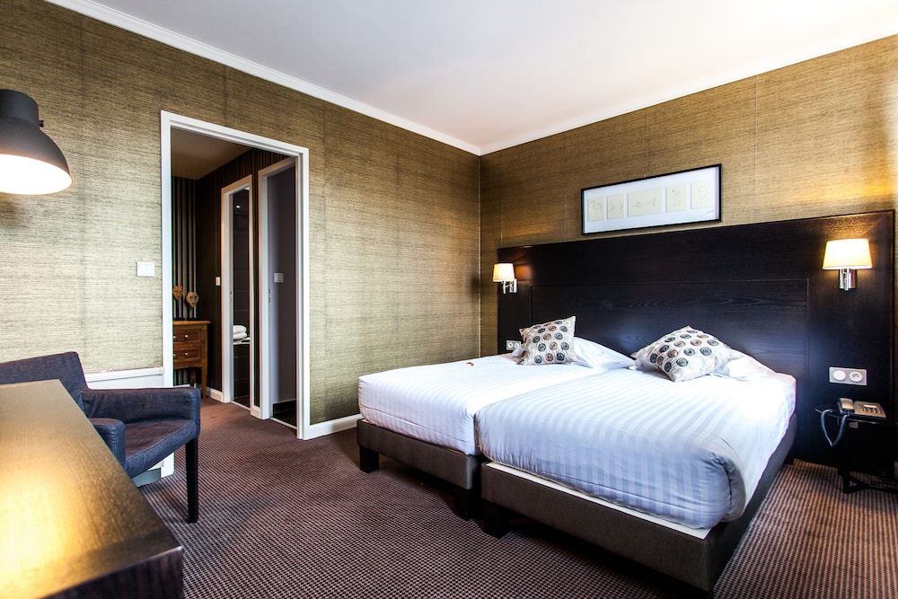 Executive Room - Photo 4