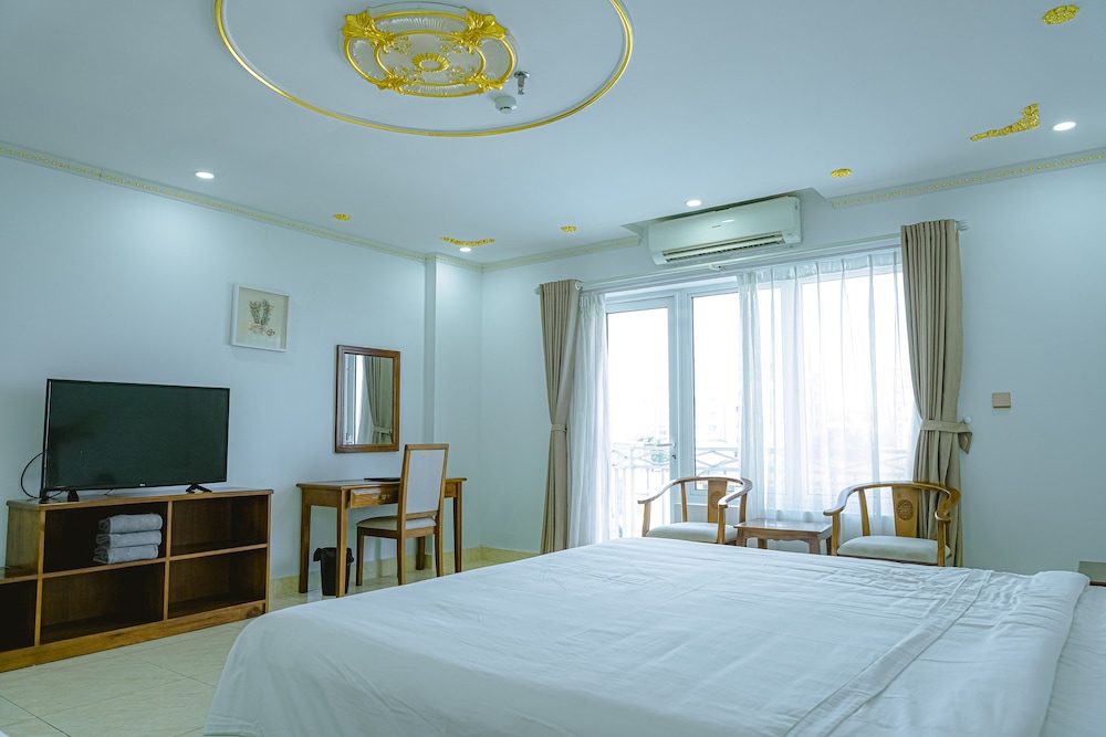 Sapphire Room photo 3