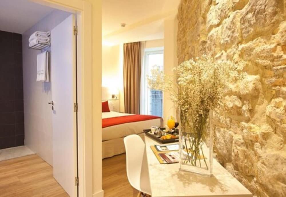 Room, 1 King Bed, Balcony