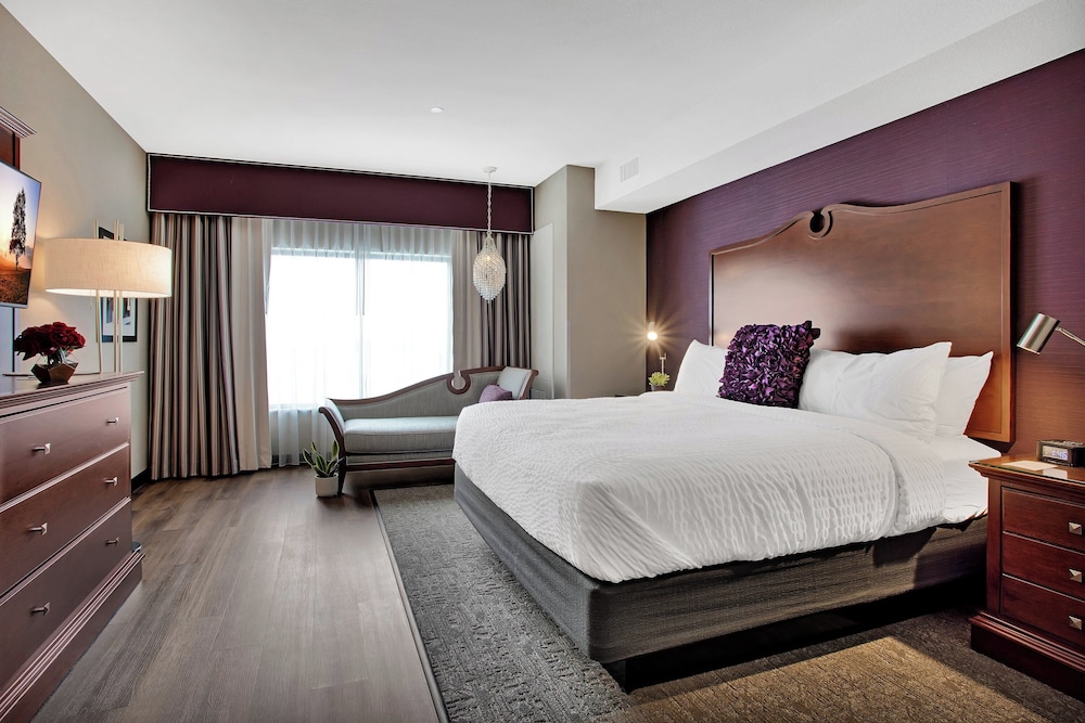 Superior Room, 1 King Bed, Accessible