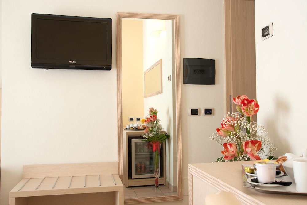 Classic Room, Balcony, Garden View (1st Floor) photo 2