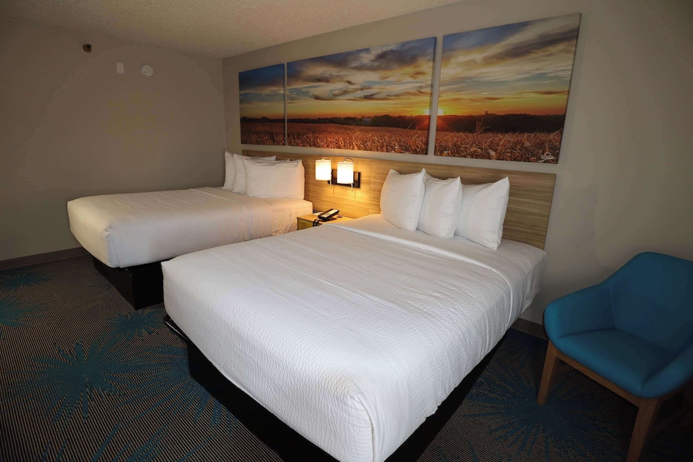 Room, 2 Queen Beds, Non Smoking - Photo 1