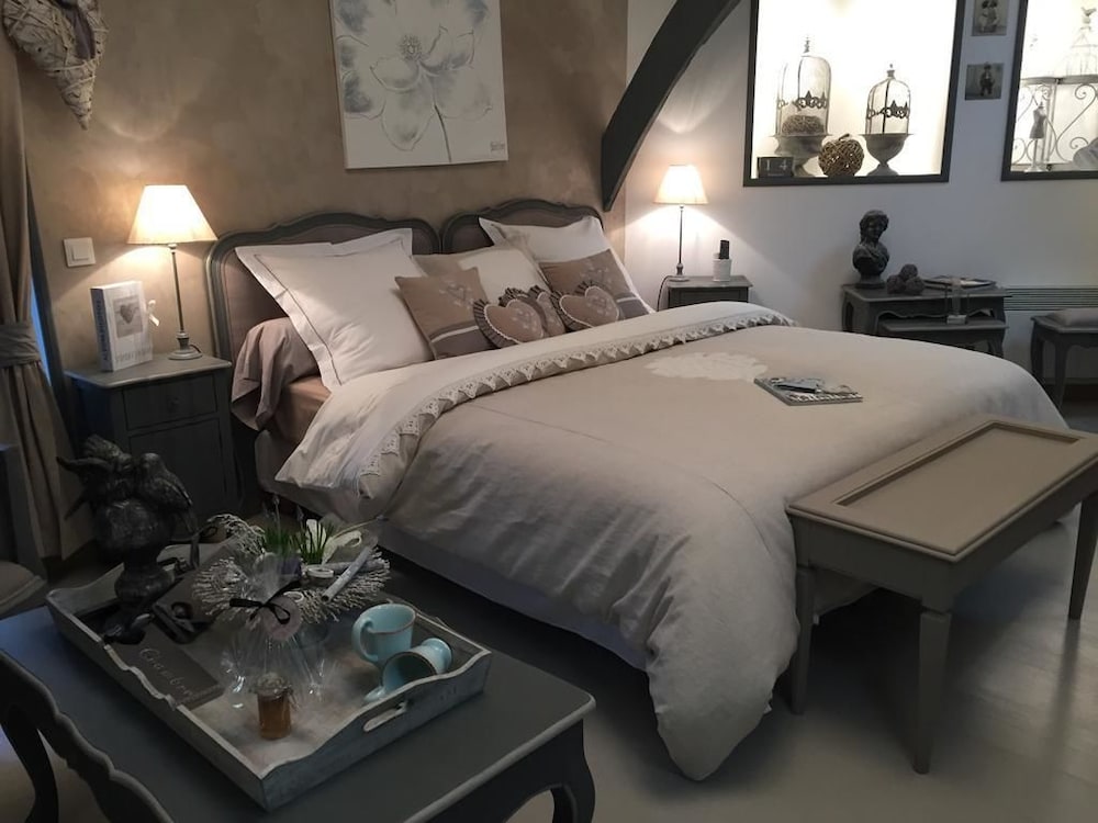 Comfort Double or Twin Room (Amour) - Photo 13