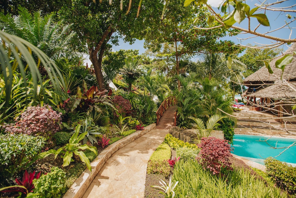 Deluxe Garden Bungalow