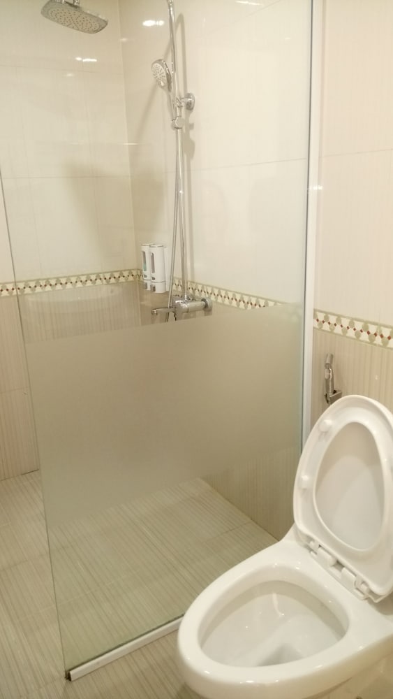 Deluxe Twin Room photo 3
