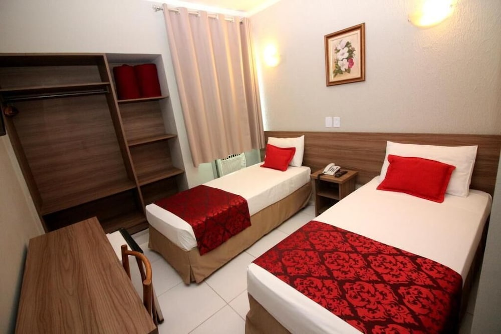 Economy Twin Room photo 3