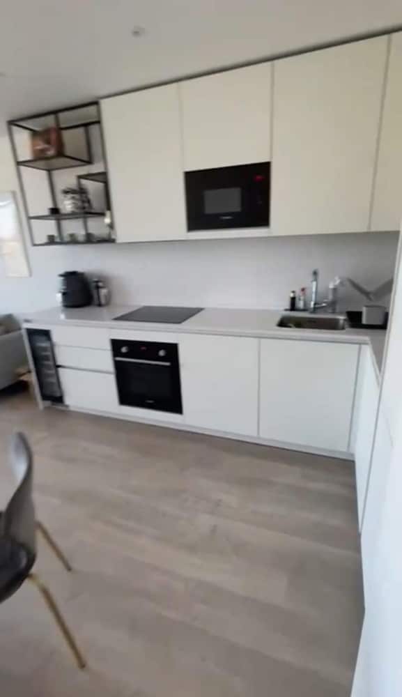 Apartment photo 3