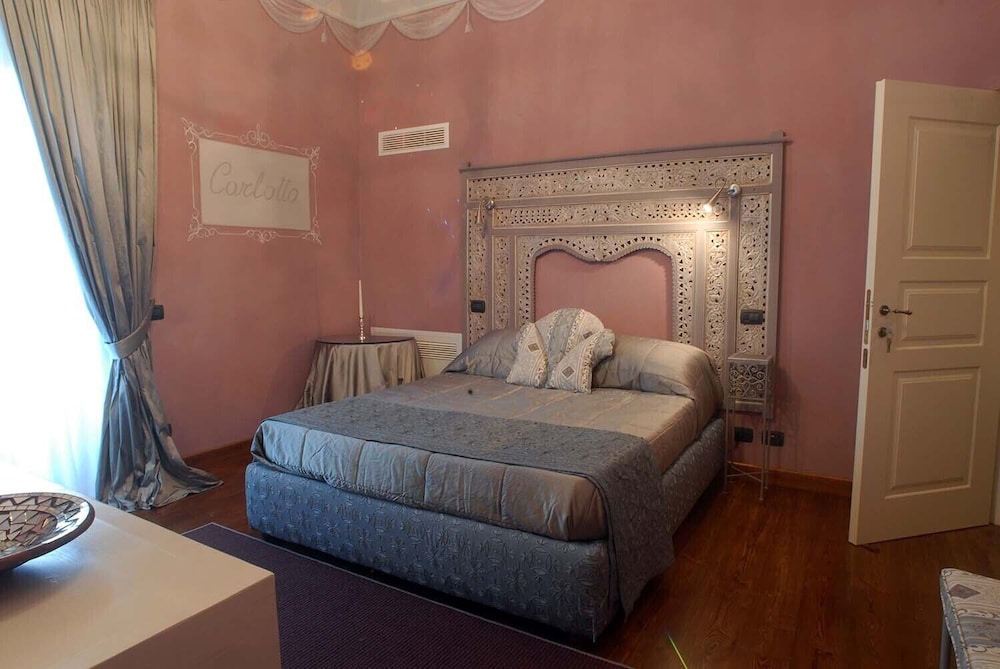 Comfort Suite photo 1