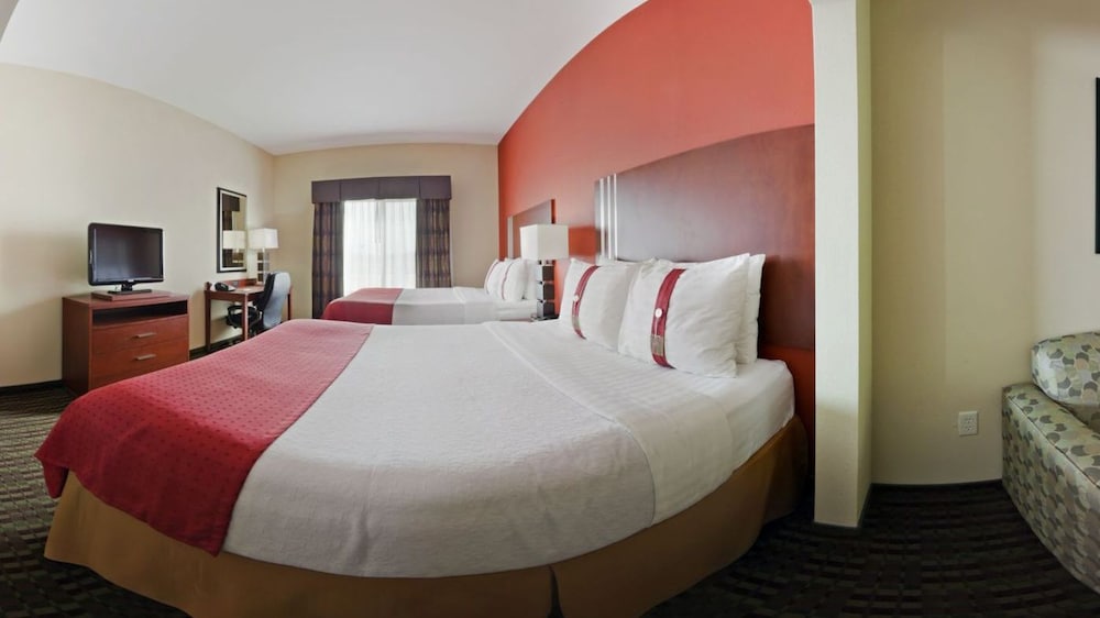 Suite, 2 Queen Beds (Additional Living Area) - Photo 1